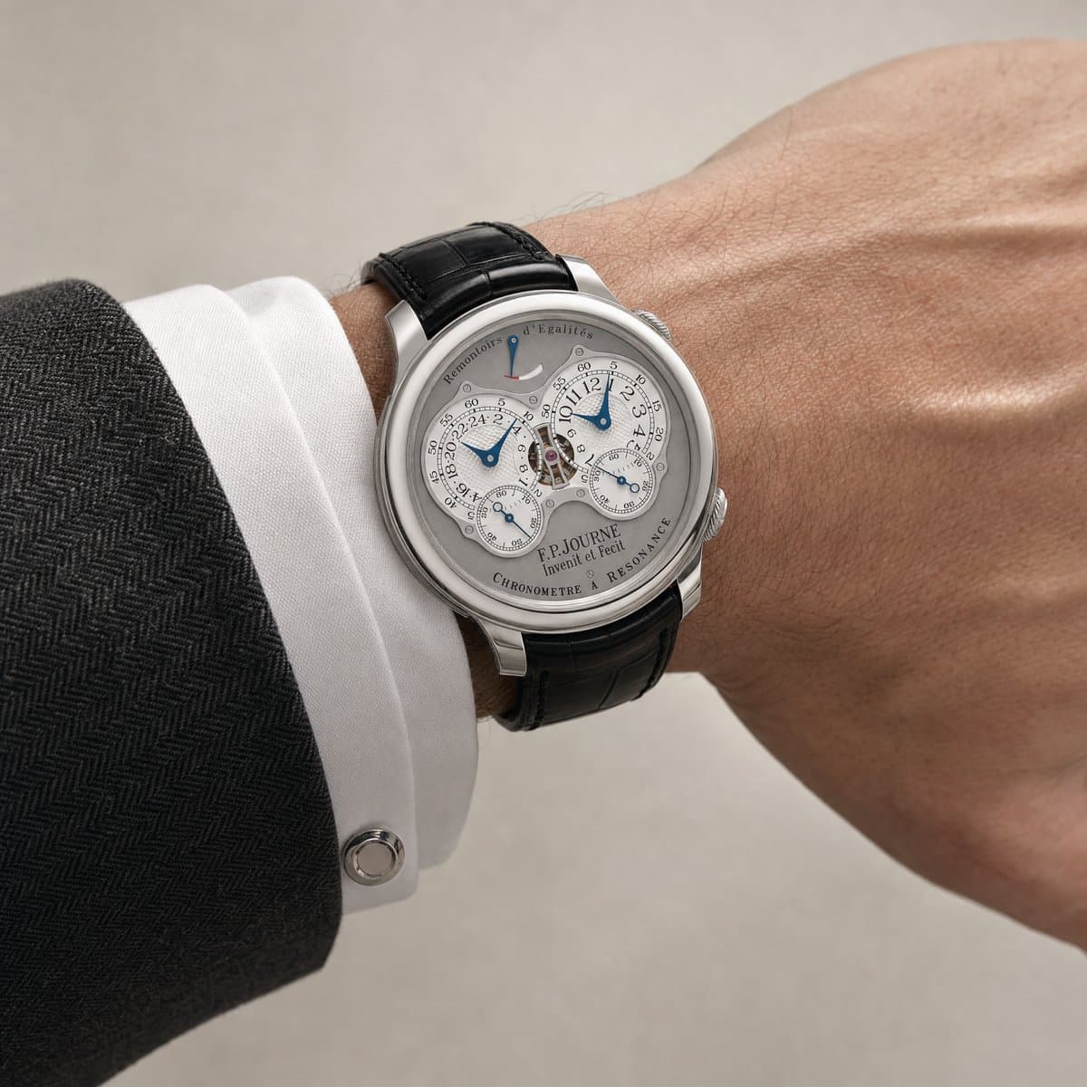 F.P.Journe Chronomètre À Résonance Ref. RQ Platinum Grey Dial — worn
