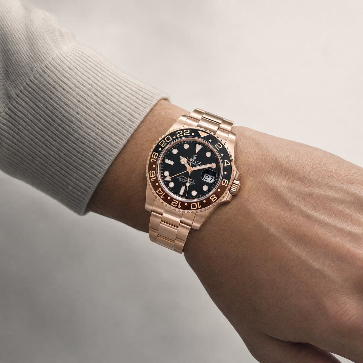 Rolex GMT-Master II 126715CHNR 'Root Beer' Rose Gold Black Dial (2025) — worn